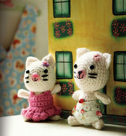 Super Cute Crochet Ebook - 35+ Adorable Animal Patterns by Nicki Trench (Digital Download)